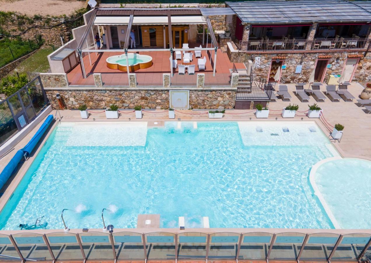 Residence Villa Il Casale - Appartamenti Wellness E Piscina Riscaldata Tovo San Giacomo Экстерьер фото
