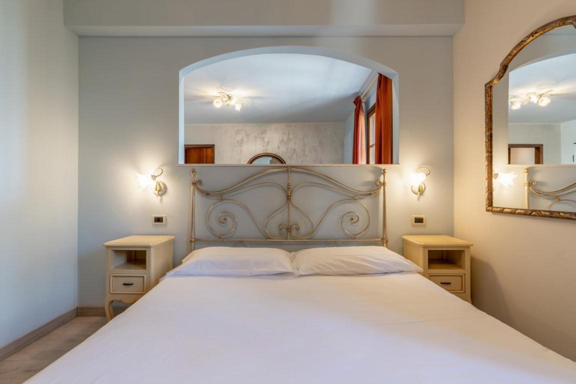 Residence Villa Il Casale - Appartamenti Wellness E Piscina Riscaldata Tovo San Giacomo Экстерьер фото
