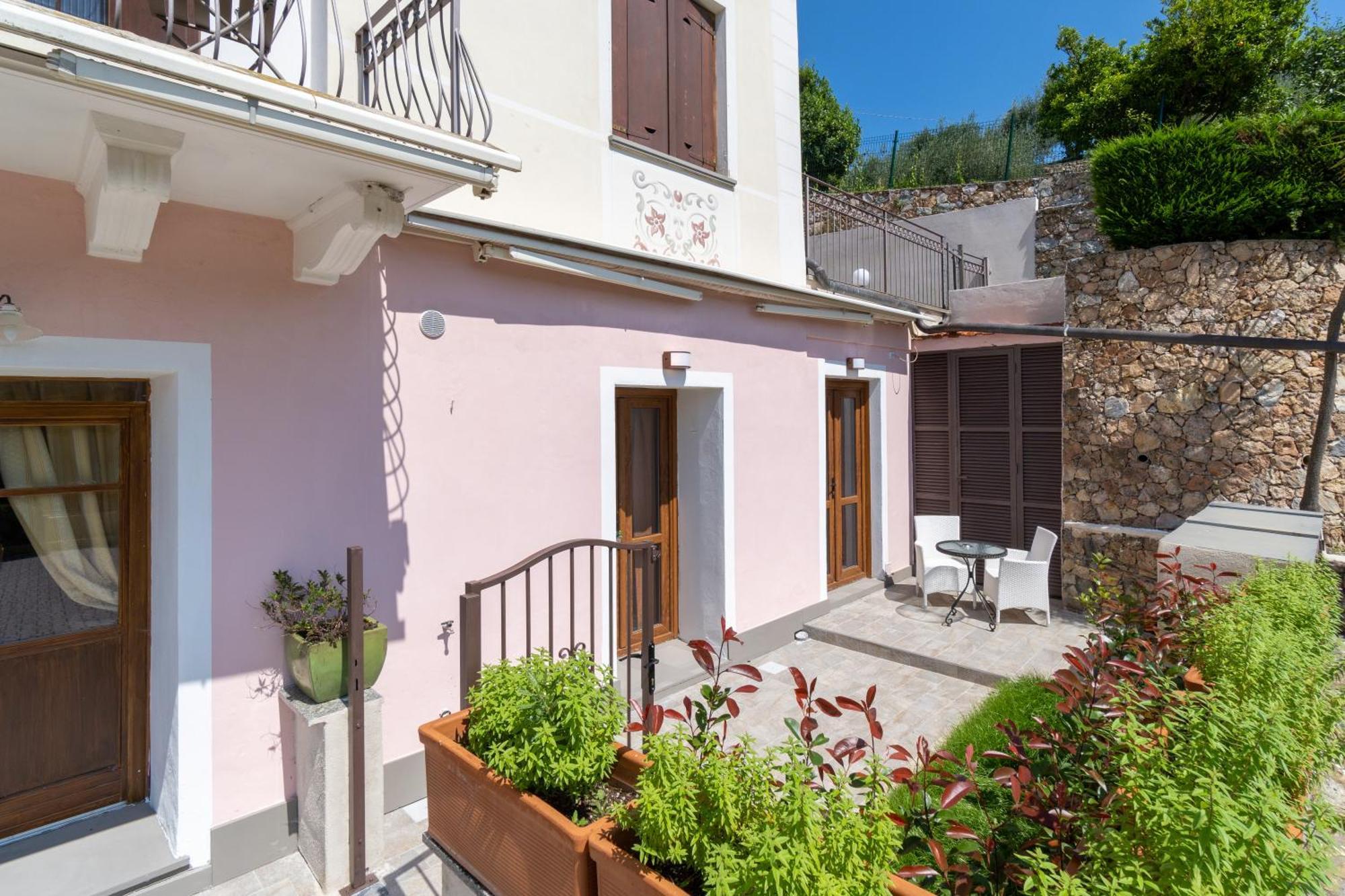 Residence Villa Il Casale - Appartamenti Wellness E Piscina Riscaldata Tovo San Giacomo Экстерьер фото